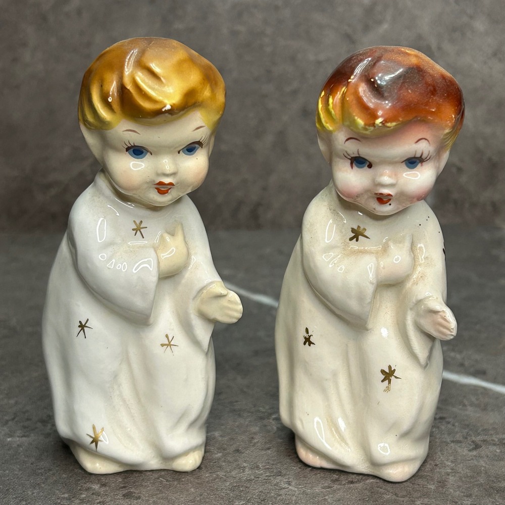 Vintage 1956 Lipper & Mann Choir Boy Salt and Pepper Shakers Japan Gold Star L&M